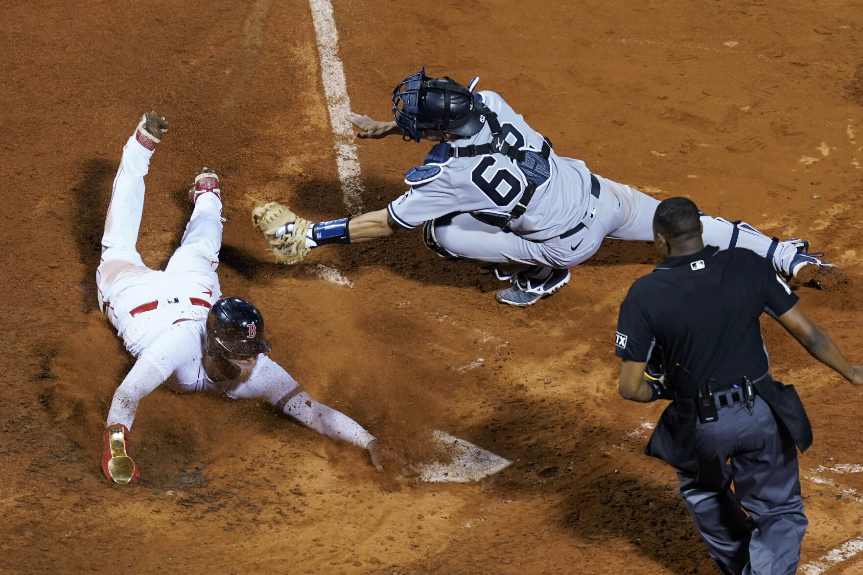 APTOPIX Yankees Red Sox Baseball